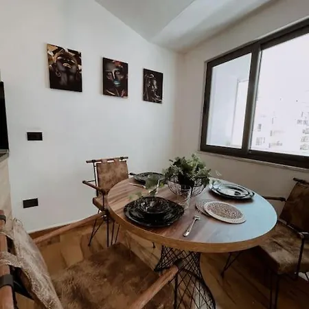 Floors Durrës
